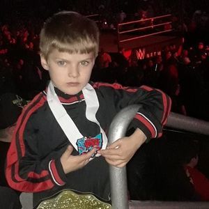 Meet your Posher, Cole